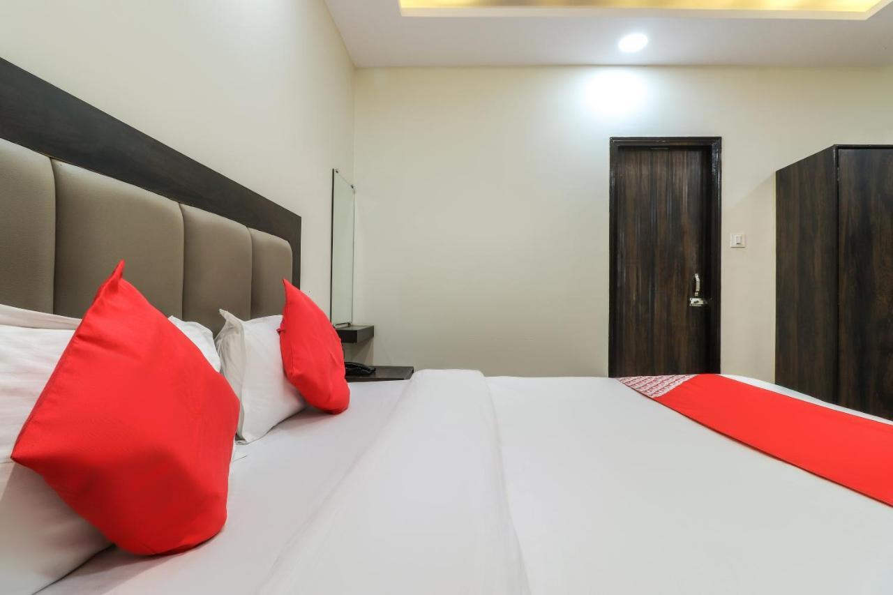 Oyo Hotel City Palace Kanpur Zewnętrze zdjęcie